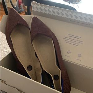 Rothys The Point Flats - Truffle Python / Size 8.5